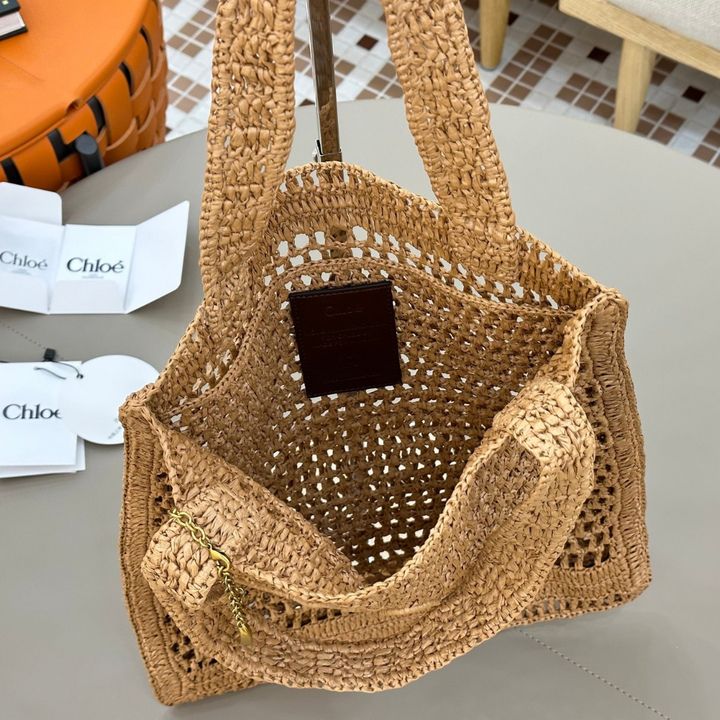 CHLOÉ SOMMER-BANANEN-TASCHE AUS RAPHIA