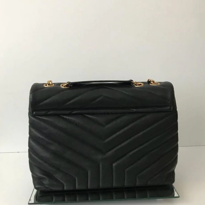 YSL SIGNATURE-KIT – LOULOU-TASCHE & OPYUM-SANDALE